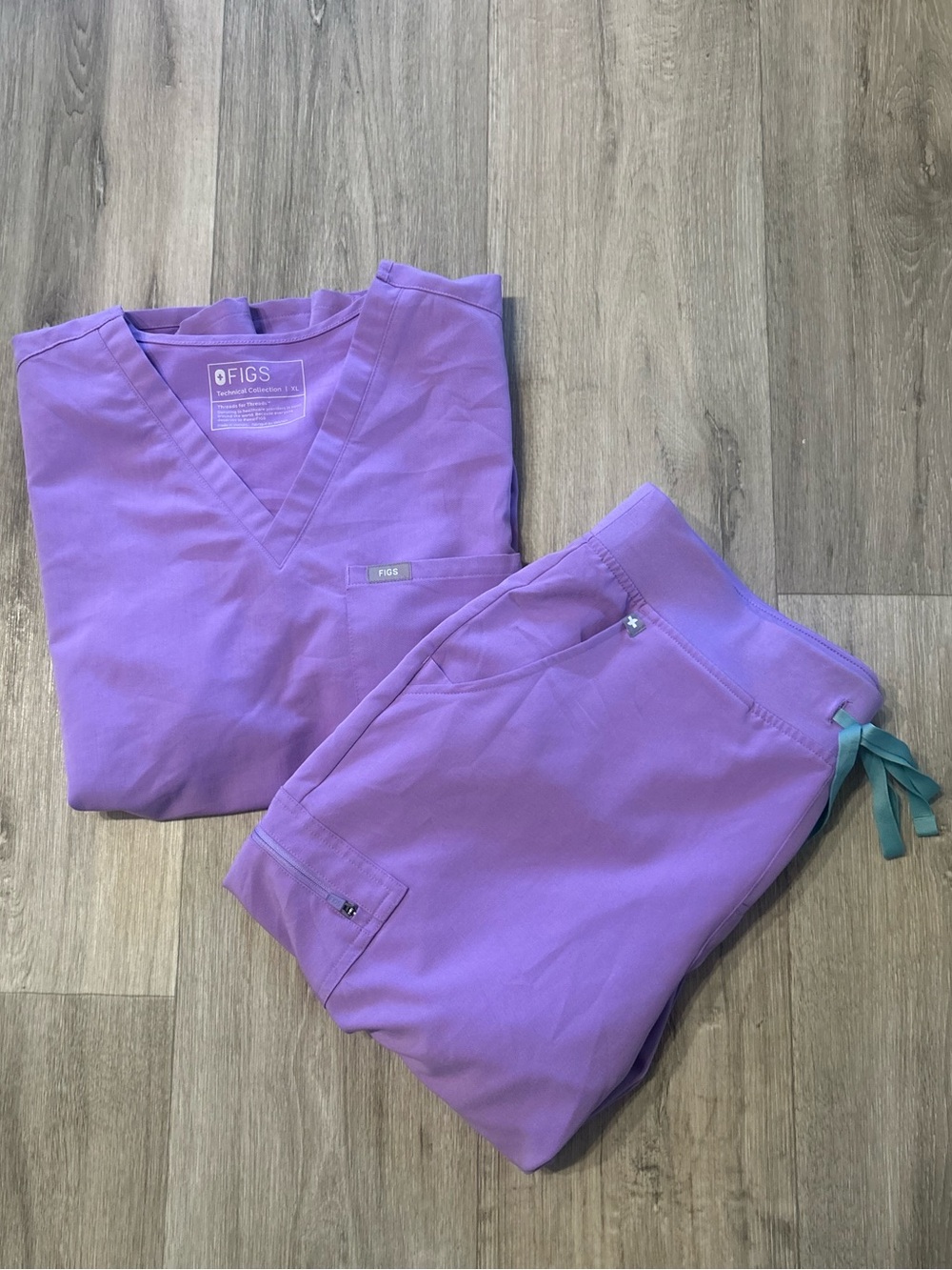 Figs Lilac Dawn Scrub Set